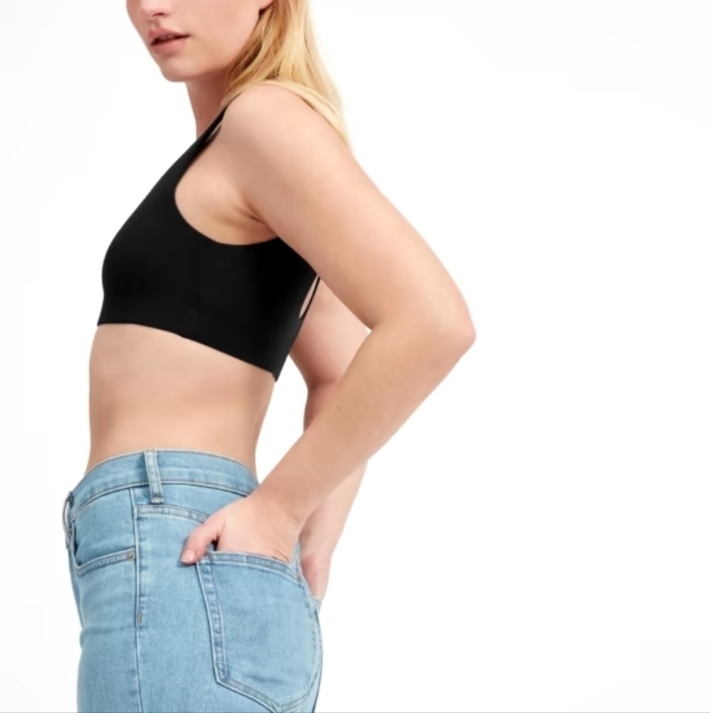 Everlane The Tank Bra in Black•XS - Picture 5 of 11